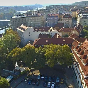 **** Hotell Pytloun Old Armoury Tjeckien