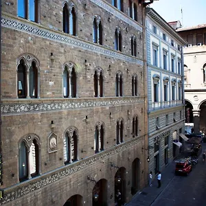 Pierre Hotel Florence
