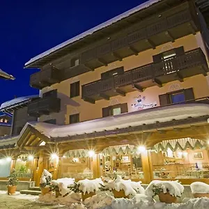 *** Hotel Alpenrose Italy